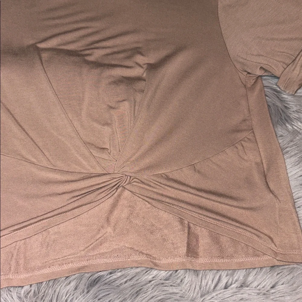 Express Crew Neck Knot Front T-Shirt Size Small - Picture 3 of 7